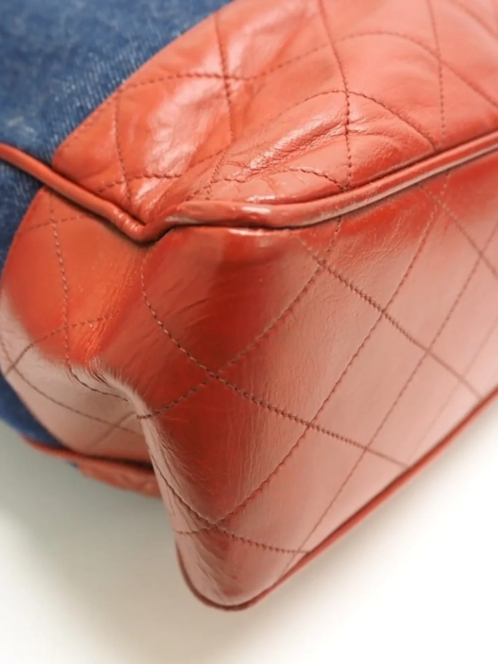 Authentic CHANEL denim red leather 1990s Jeans charm tote - Picture 7 of 14